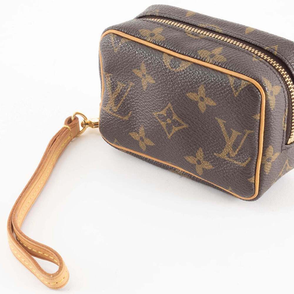 LOUIS VUITTON Authentic Brown Monogram Canvas Pouch - Picture 7 of 16